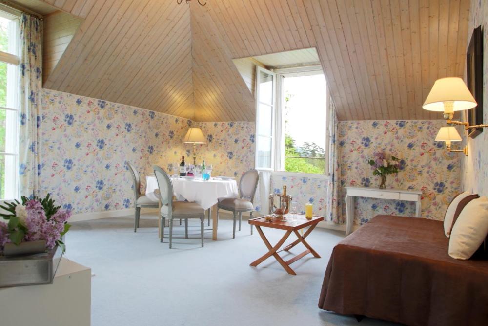 Domaine De Puy Robert Lascaux - A 800M Grotte De Lascaux - Hotel Avec Piscine - Chambres Et Gites-Appartements - Sarlat - Dordogne Montignac-Lascaux Eksteriør billede